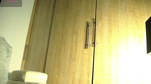 Snapshot of aidaadams chatting on November 9, 2025, 10:35 am aidaadams online show from November 9, 2025, 10:35 am