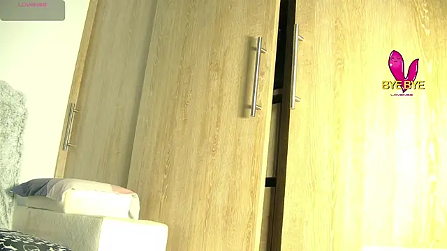 Snapshot of aidaadams chatting on November 26, 2025, 11:11 am aidaadams online show from November 26, 2025, 11:11 am