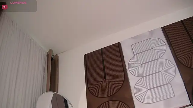 aidaadams online show from February 26, 2026, 11:53 am