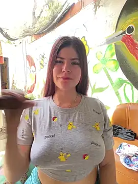 Hotnightsexxx online show from April 3, 2026, 6:17 pm