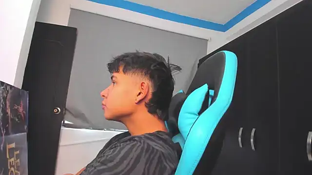 Bray Kevin online show from October 31, 2025, 5:14 pm