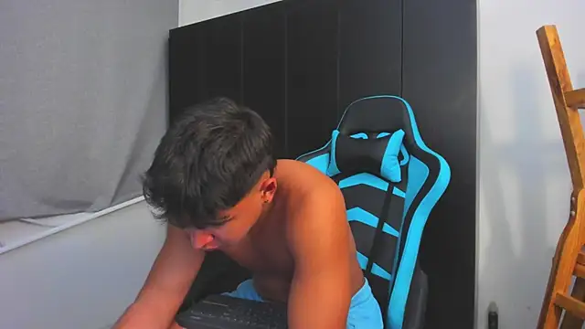 Bray Kevin online show from November 27, 2025, 4:25 am