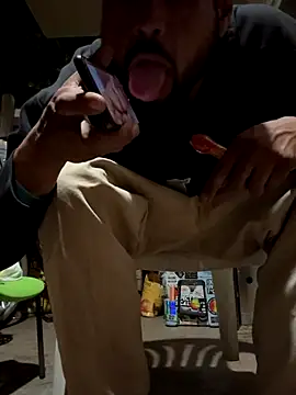 MrDickUdown24 7 online show from November 5, 2025, 8:25 am