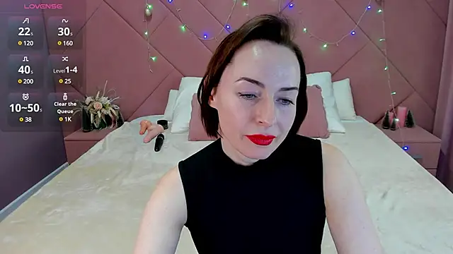 Jaqueline Richardson online show from January 28, 2025, 12:11 pm