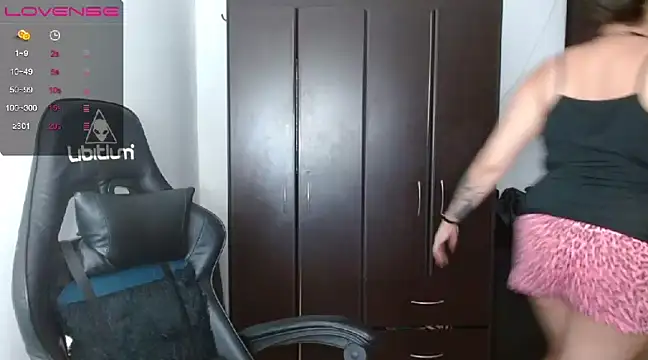 natashasmithe online show from January 22, 2025, 6:31 am