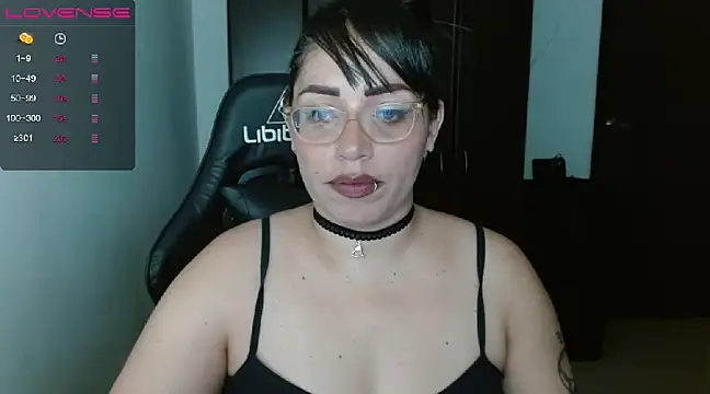 natashasmithe online show from January 25, 2025, 3:19 am