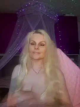 Angeldevilus online show from June 16, 2026, 11:18 pm