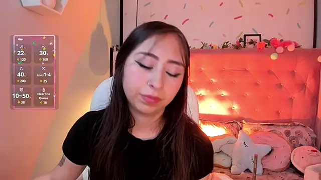  cloe martinez online show from February 5, 2025, 8:35 pm