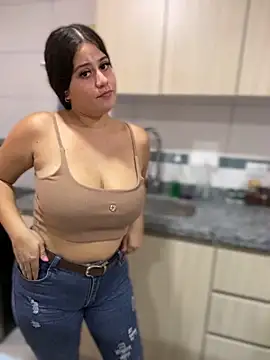 Natalia Cleark09 online show from February 12, 2025, 5:58 pm