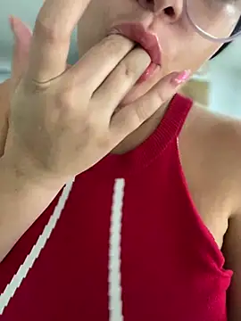 Natalia Cleark09 online show from March 7, 2025, 8:44 pm