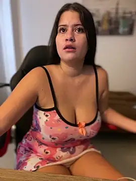 Natalia Cleark09 online show from March 13, 2025, 3:06 pm