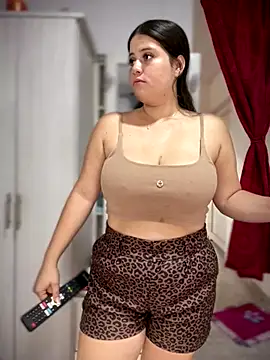 Natalia Cleark09 online show from November 15, 2025, 3:08 pm