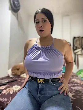 Natalia Cleark09 online show from April 7, 2026, 4:07 pm