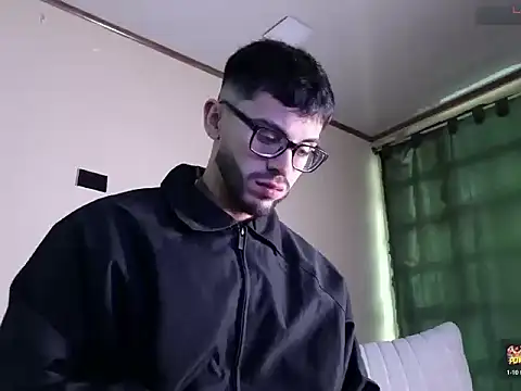 Phantom Bigger1 online show from April 17, 2026, 8:56 pm