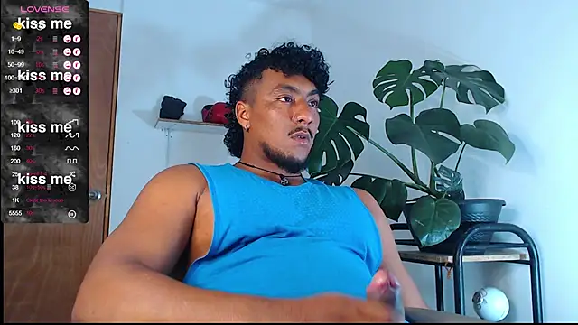 yosoy enzo2020 online show from February 27, 2025, 2:42 am