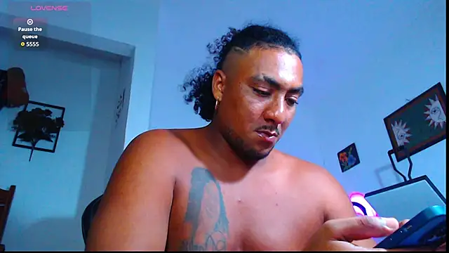 yosoy enzo2020 online show from April 15, 2026, 3:46 am