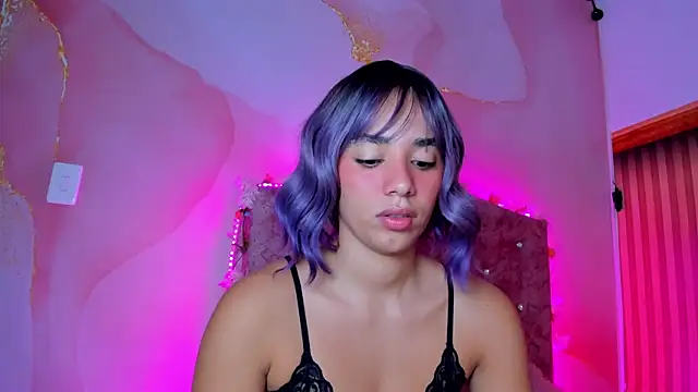 Khassia f32 online show from March 18, 2025, 10:57 am