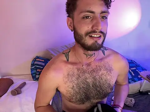 axel giracr online show from December 8, 2024, 8:15 pm