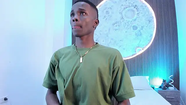 JacksonMuller  online show from January 13, 2026, 2:11 pm