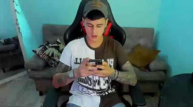 E Moon online show from December 30, 2024, 5:04 am