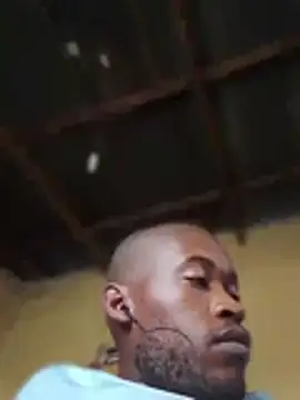 Snapshot of Gold_Digger86 chatting on February 20, 2026, 9:21 am Gold Digger86 online show from February 20, 2026, 9:21 am