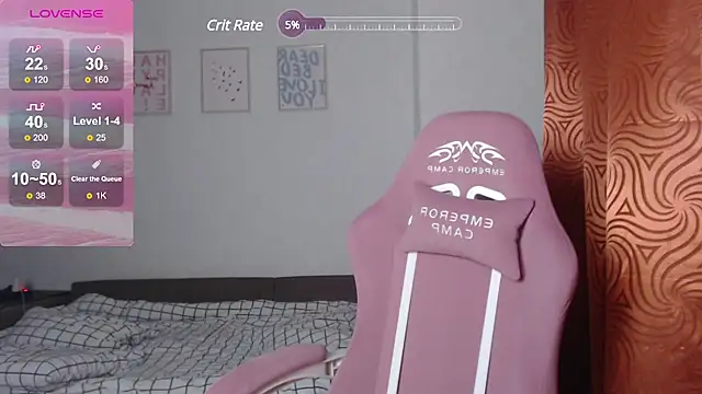 SweetieKendl online show from February 21, 2025, 9:32 pm