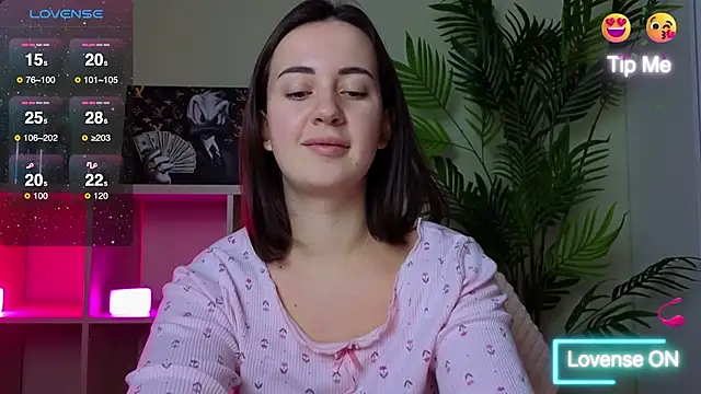 SweetieKendl online show from February 8, 2026, 10:57 pm