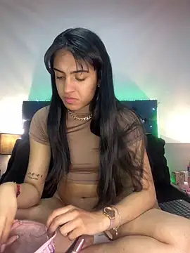 valentinabaez online show from November 13, 2025, 5:34 pm