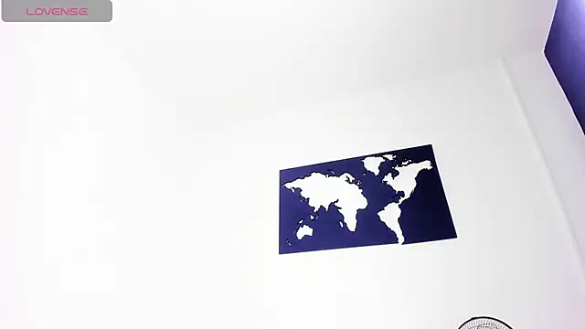 CurvyViolet online show from December 9, 2024, 7:29 pm