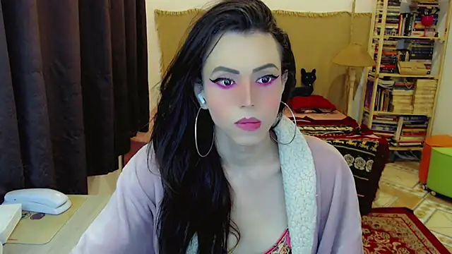 Sophie Fantasys online show from March 6, 2026, 1:35 am