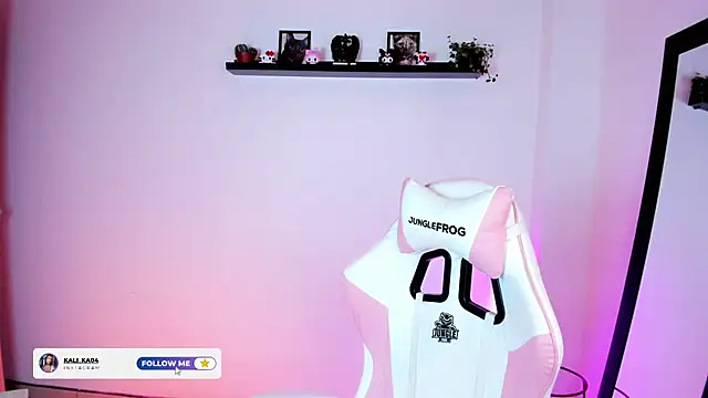 kali ka  online show from November 24, 2025, 6:29 pm