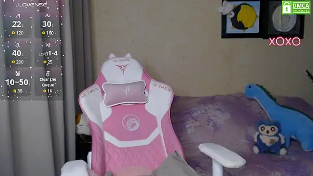 Snapshot of LeahGottty chatting on February 2, 2025, 4:26 am LeahGottty online show from February 2, 2025, 4:26 am