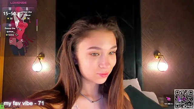 Anna Way online show from September 19, 2025, 1:07 am