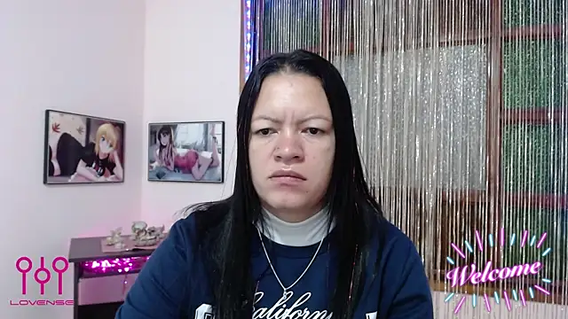 Cristal w online show from November 5, 2025, 12:49 pm