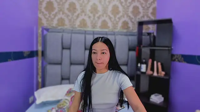 Snapshot of Lila_Pinky chatting on October 20, 2025, 12:16 pm Lila Pinky online show from October 20, 2025, 12:16 pm