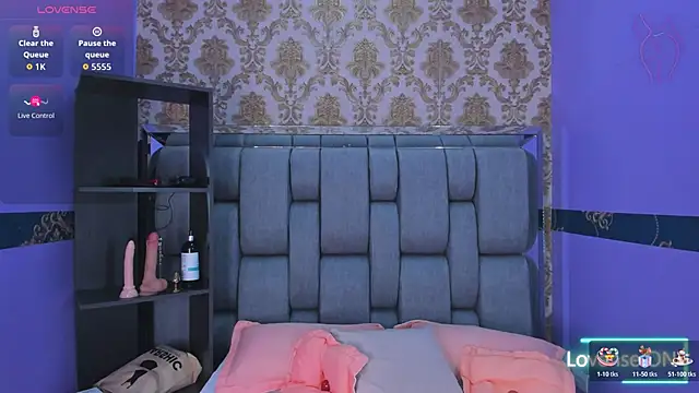 Snapshot of Lila_Pinky chatting on November 5, 2025, 1:00 pm Lila Pinky online show from November 5, 2025, 1:00 pm