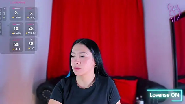 Snapshot of Lila_Pinky chatting on November 29, 2025, 12:30 pm Lila Pinky online show from November 29, 2025, 12:30 pm