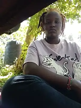 Snapshot of ebony_rubi chatting on June 11, 2026, 8:34 am ebony rubi online show from June 11, 2026, 8:34 am