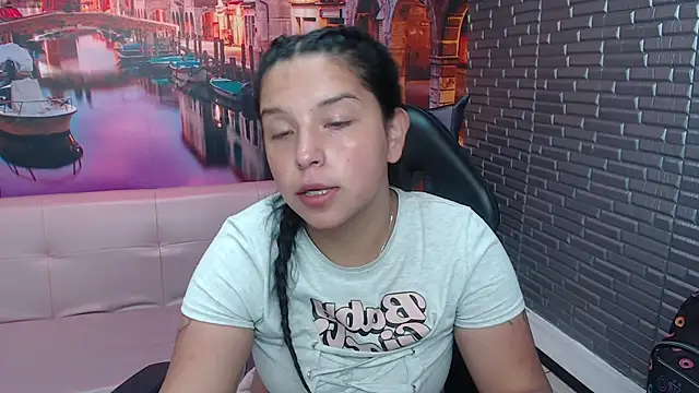 Small naughty  online show from October 15, 2025, 1:33 pm