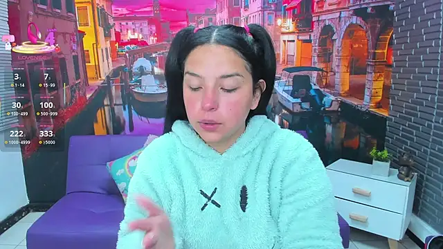 Snapshot of Small_naughty_ chatting on December 4, 2025, 1:42 pm Small naughty online show from December 4, 2025, 1:42 pm