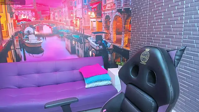 Snapshot of Small_naughty_ chatting on February 10, 2026, 1:37 pm Small naughty online show from February 10, 2026, 1:37 pm