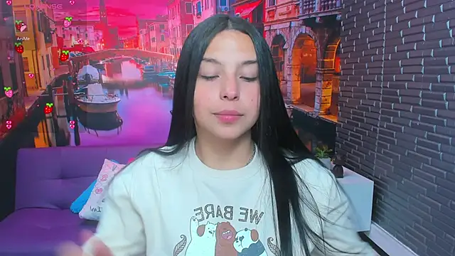 Snapshot of Small_naughty_ chatting on February 14, 2026, 1:41 pm Small naughty online show from February 14, 2026, 1:41 pm