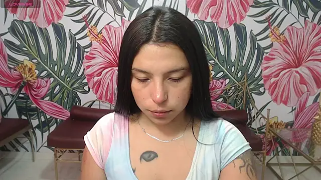 Small naughty  online show from April 14, 2026, 12:33 pm