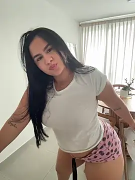 KattyPortman online show from February 8, 2026, 9:29 pm