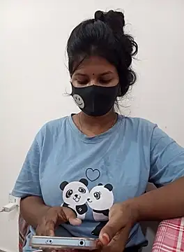 Snapshot of Anusri- chatting on October 8, 2025, 10:29 pm Anusri- online show from October 8, 2025, 10:29 pm