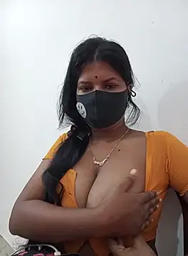 Snapshot of Anusri- chatting on October 13, 2025, 11:16 pm Anusri- online show from October 13, 2025, 11:16 pm