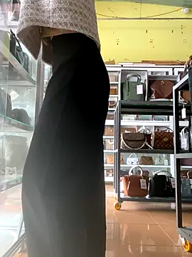 Rosa 998 online show from October 28, 2025, 1:20 am