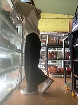 Rosa 998 online show from November 8, 2025, 2:34 am