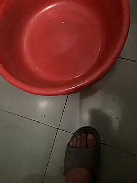 Beijing2000 online show from October 28, 2025, 12:58 am