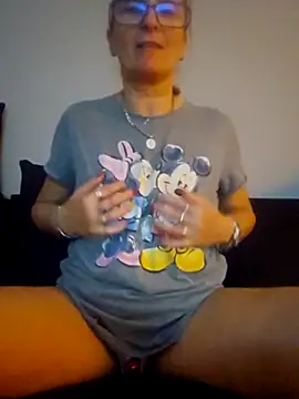 Steffi45 online show from October 21, 2025, 1:12 pm